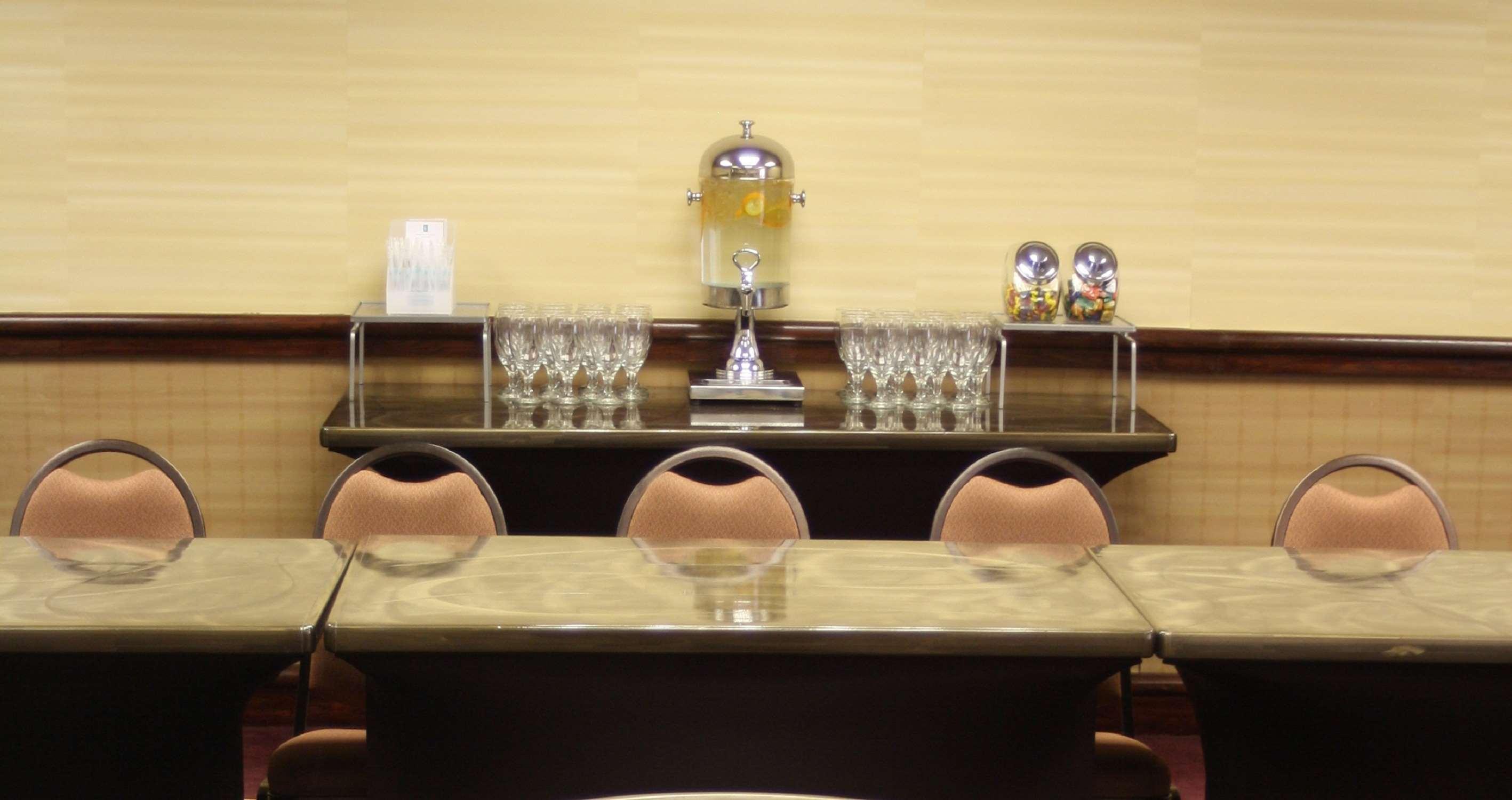 เอมบาสซี สวีท โฮเต็ล แฟรกสตาฟ Hotel แฟลกสตาฟ ภายนอก รูปภาพ