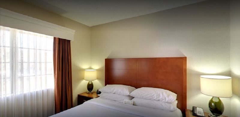 เอมบาสซี สวีท โฮเต็ล แฟรกสตาฟ Hotel แฟลกสตาฟ ภายนอก รูปภาพ